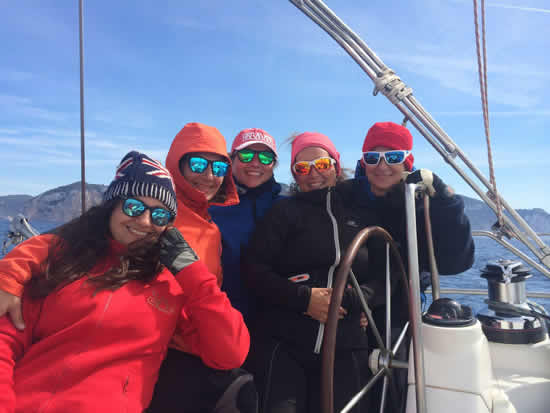 Tripulación femenina en la regata la Ruta de la Sal
